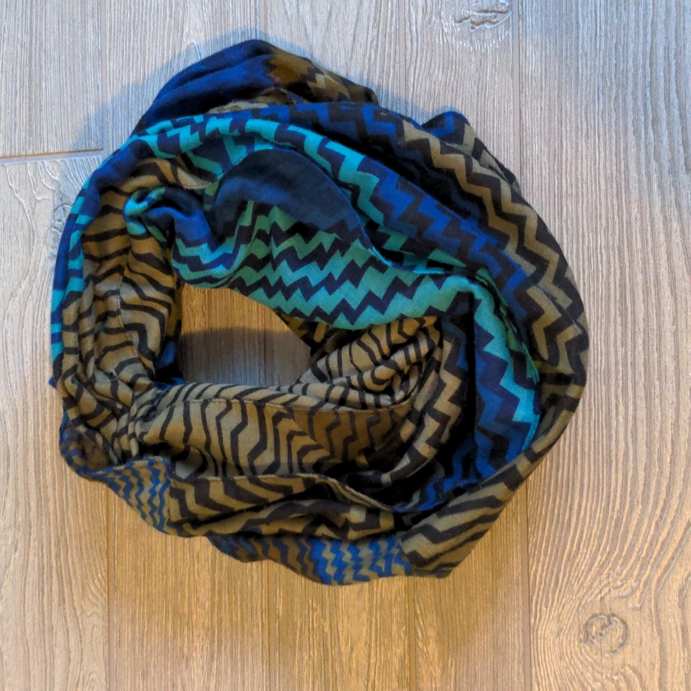 infinity scarf